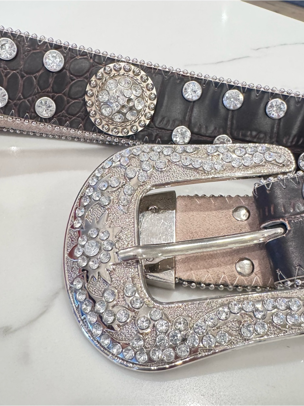 Women’s Size Western brown leather Belt withCrystal-Studded Silver Bling! Sz S